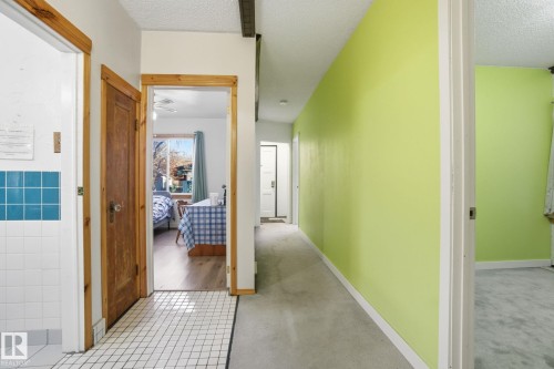 11514 92 Street, Edmonton, AB - Indoor Photo Showing Other Room
