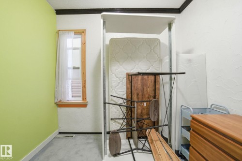 11514 92 Street, Edmonton, AB - Indoor Photo Showing Other Room