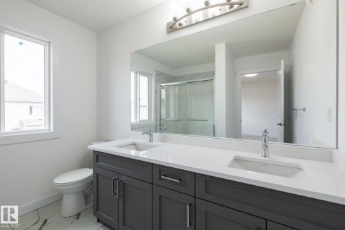 5025 Cawsey Link, Edmonton, AB - Indoor Photo Showing Bathroom