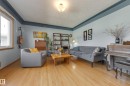9651 66 Avenue, Edmonton, AB  - Indoor Photo Showing Living Room 