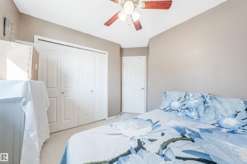 510 Wiseman Lane, Edmonton, AB - Indoor Photo Showing Bedroom
