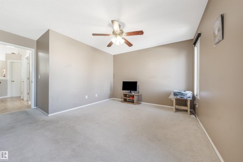 510 Wiseman Lane, Edmonton, AB - Indoor