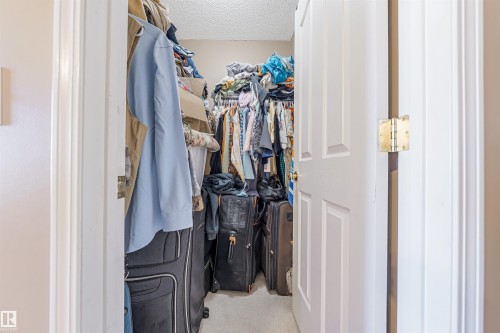 510 Wiseman Lane, Edmonton, AB - Indoor With Storage