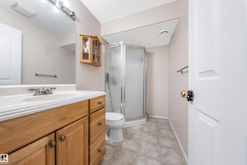 510 Wiseman Lane, Edmonton, AB - Indoor Photo Showing Bathroom