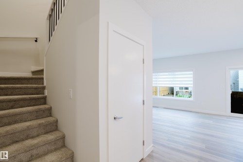 362 Bluff Cove, Leduc, AB - Indoor Photo Showing Other Room