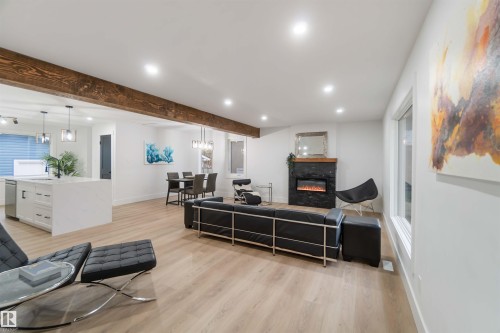 6719 95 Avenue, Edmonton, AB - Indoor