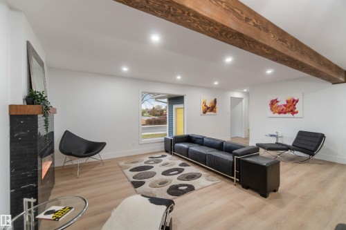 6719 95 Avenue, Edmonton, AB - Indoor