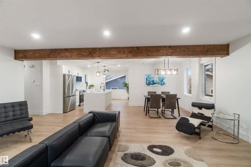 6719 95 Avenue, Edmonton, AB - Indoor