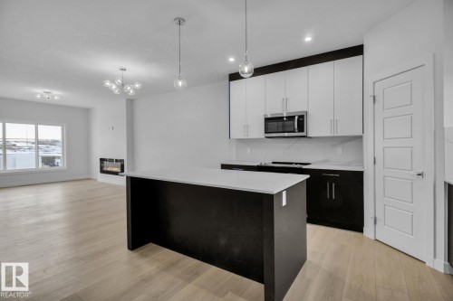 Upper 82 Wyatt Ridge, Fort Saskatchewan, AB - Indoor Photo Showing Kitchen With Upgraded Kitchen