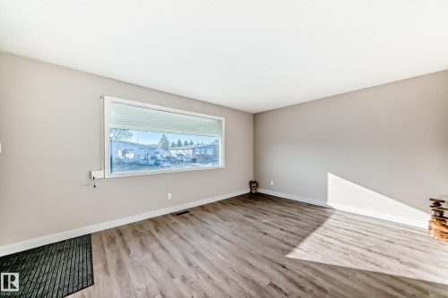3004 132A Avenue, Edmonton, AB - Indoor Photo Showing Other Room