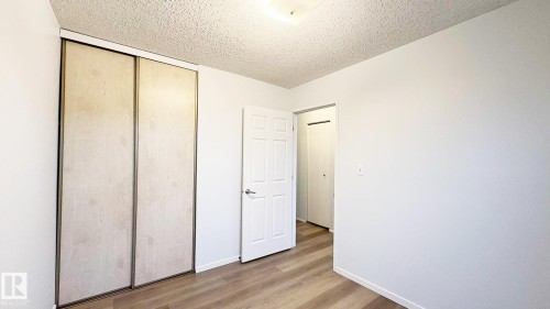 10427 24 Avenue, Edmonton, AB - Indoor Photo Showing Other Room