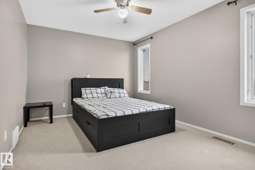 15726 141 Street Nw, Edmonton, AB - Indoor Photo Showing Bedroom