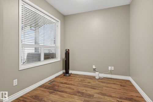 15726 141 Street Nw, Edmonton, AB - Indoor Photo Showing Other Room