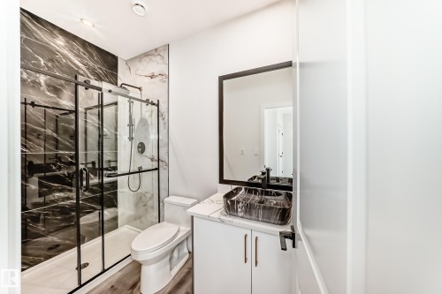 14 Tenuto Link, Spruce Grove, AB - Indoor Photo Showing Bathroom