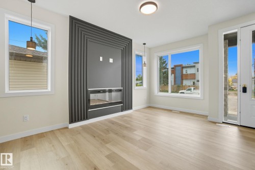 9007 153 Street, Edmonton, AB - Indoor