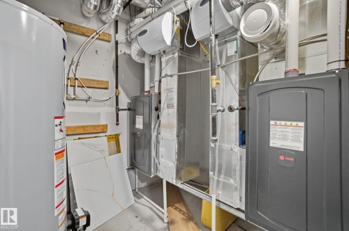 9007 153 Street, Edmonton, AB - Indoor