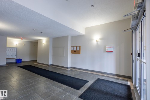 404 11446 40 Avenue, Edmonton, AB - Indoor Photo Showing Other Room