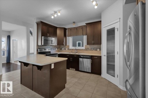 2223 76 Street, Edmonton, AB - Indoor Photo Showing Kitchen