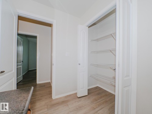 209 12111 51 Avenue, Edmonton, AB - Indoor