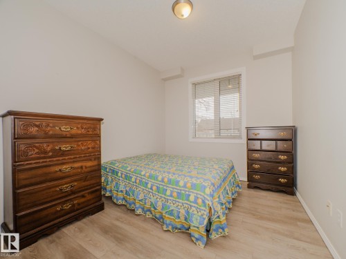 209 12111 51 Avenue, Edmonton, AB - Indoor Photo Showing Bedroom