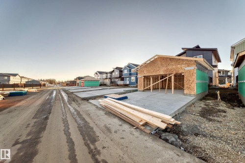 24 Westwyck Link, Spruce Grove, AB - Outdoor