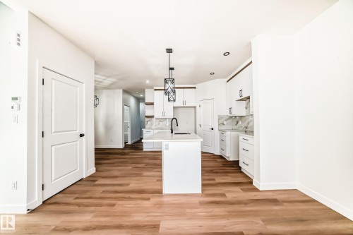 24 Westwyck Link, Spruce Grove, AB - Indoor Photo Showing Kitchen