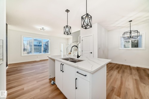 24 Westwyck Link, Spruce Grove, AB - Indoor Photo Showing Kitchen With Double Sink