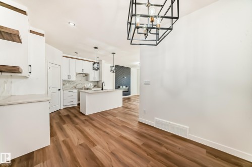 24 Westwyck Link, Spruce Grove, AB - Indoor Photo Showing Kitchen