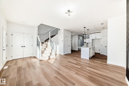 24 Westwyck Link, Spruce Grove, AB - Indoor