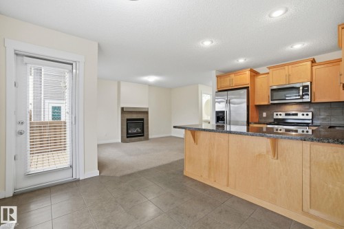 5324 165 Avenue, Edmonton, AB - Indoor Photo Showing Kitchen