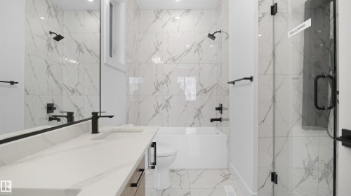 11708 126 Street, Edmonton, AB - Indoor Photo Showing Bathroom