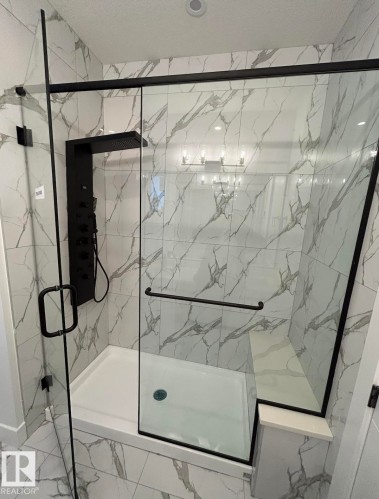 11708 126 Street, Edmonton, AB - Indoor Photo Showing Bathroom