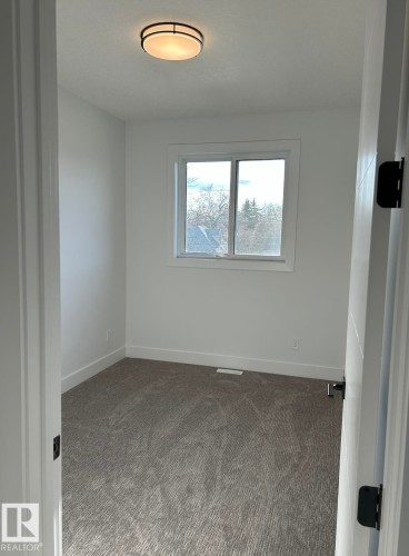 11708 126 Street, Edmonton, AB - Indoor Photo Showing Other Room