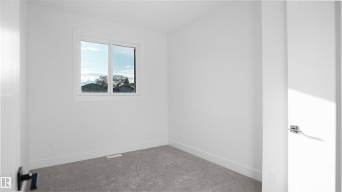 11708 126 Street, Edmonton, AB - Indoor Photo Showing Other Room