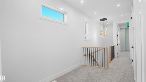 11708 126 Street, Edmonton, AB - Indoor Photo Showing Other Room