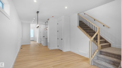 11708 126 Street, Edmonton, AB - Indoor Photo Showing Other Room