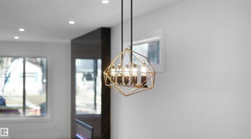 11708 126 Street, Edmonton, AB - Indoor Photo Showing Other Room