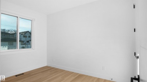 11708 126 Street, Edmonton, AB - Indoor Photo Showing Other Room