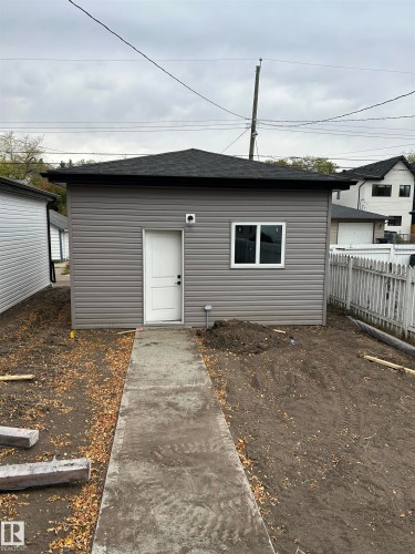 11708 126 Street, Edmonton, AB - Outdoor