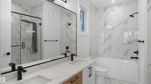 11708 126 Street, Edmonton, AB - Indoor Photo Showing Bathroom