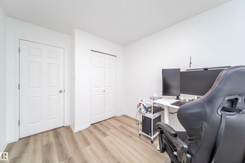 30 130 Hyndman Crescent Nw, Edmonton, AB - Indoor Photo Showing Office