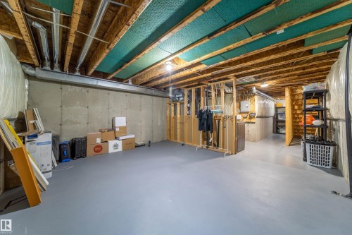30 130 Hyndman Crescent Nw, Edmonton, AB - Indoor Photo Showing Basement