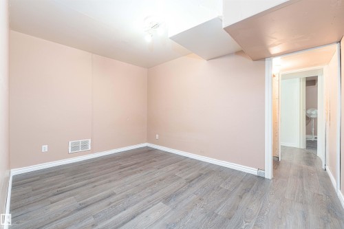 14815 78 Street, Edmonton, AB - Indoor Photo Showing Other Room