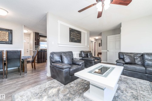 14815 78 Street, Edmonton, AB - Indoor Photo Showing Living Room