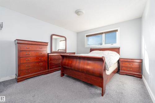 14815 78 Street, Edmonton, AB - Indoor Photo Showing Bedroom