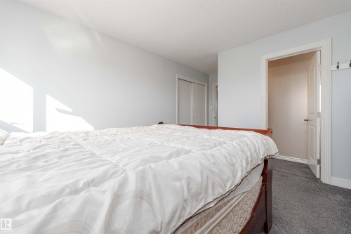14815 78 Street, Edmonton, AB - Indoor Photo Showing Bedroom