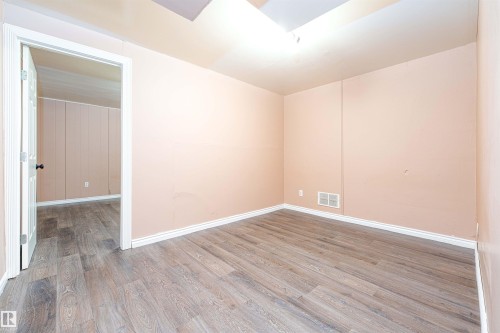 14815 78 Street, Edmonton, AB - Indoor Photo Showing Other Room