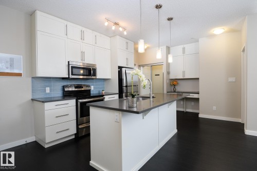406 1144 Adamson Drive, Edmonton, AB - Indoor Photo Showing Kitchen With Stainless Steel Kitchen With Upgraded Kitchen
