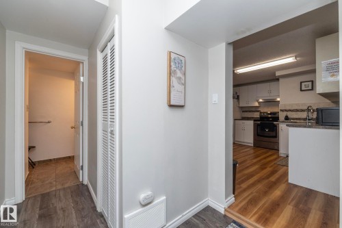 3418 120 Avenue, Edmonton, AB - Indoor