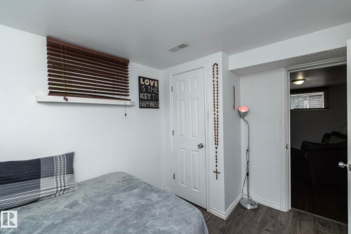 3418 120 Avenue, Edmonton, AB - Indoor